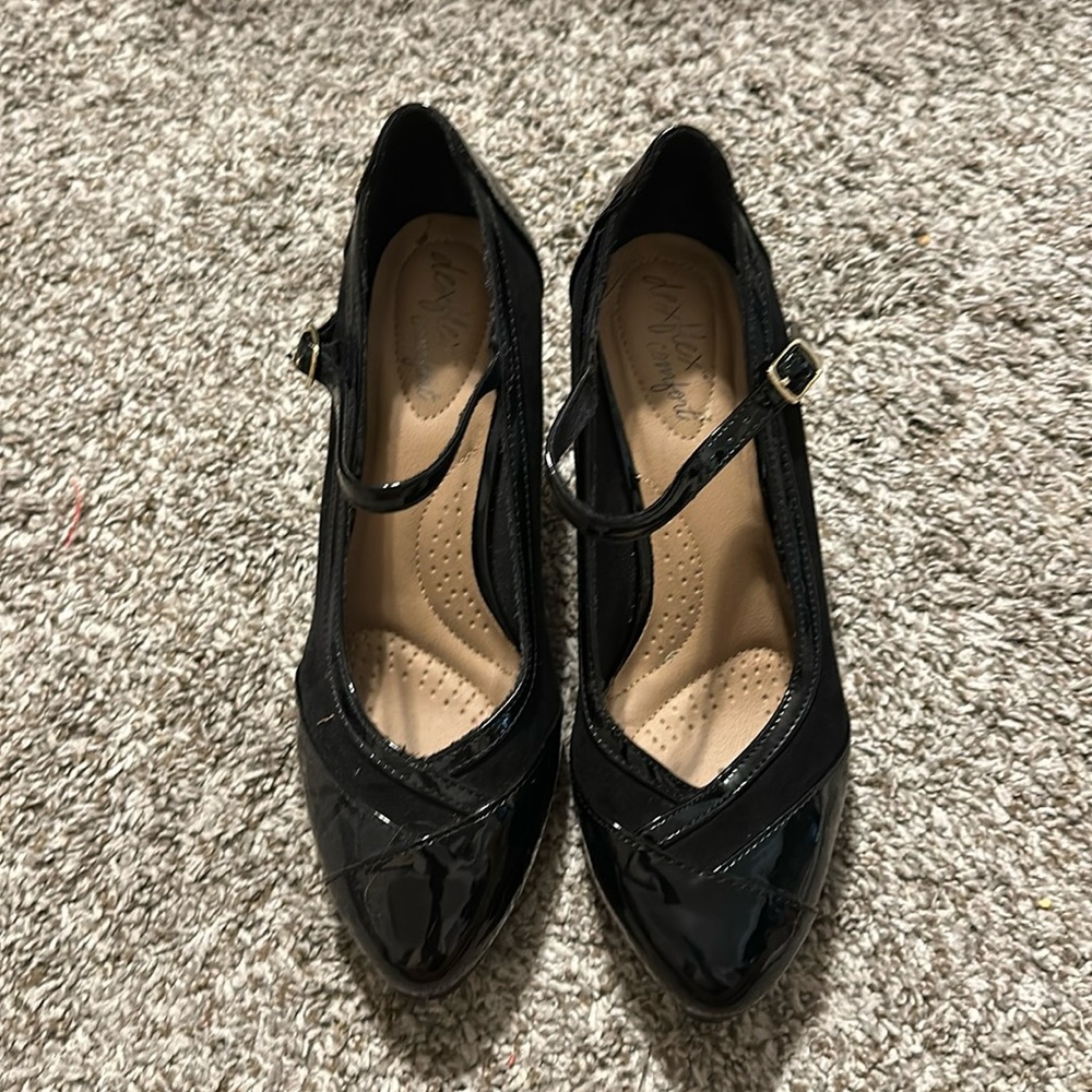 Short Black heels